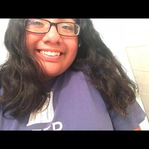 Meet your Posher, Vanessa